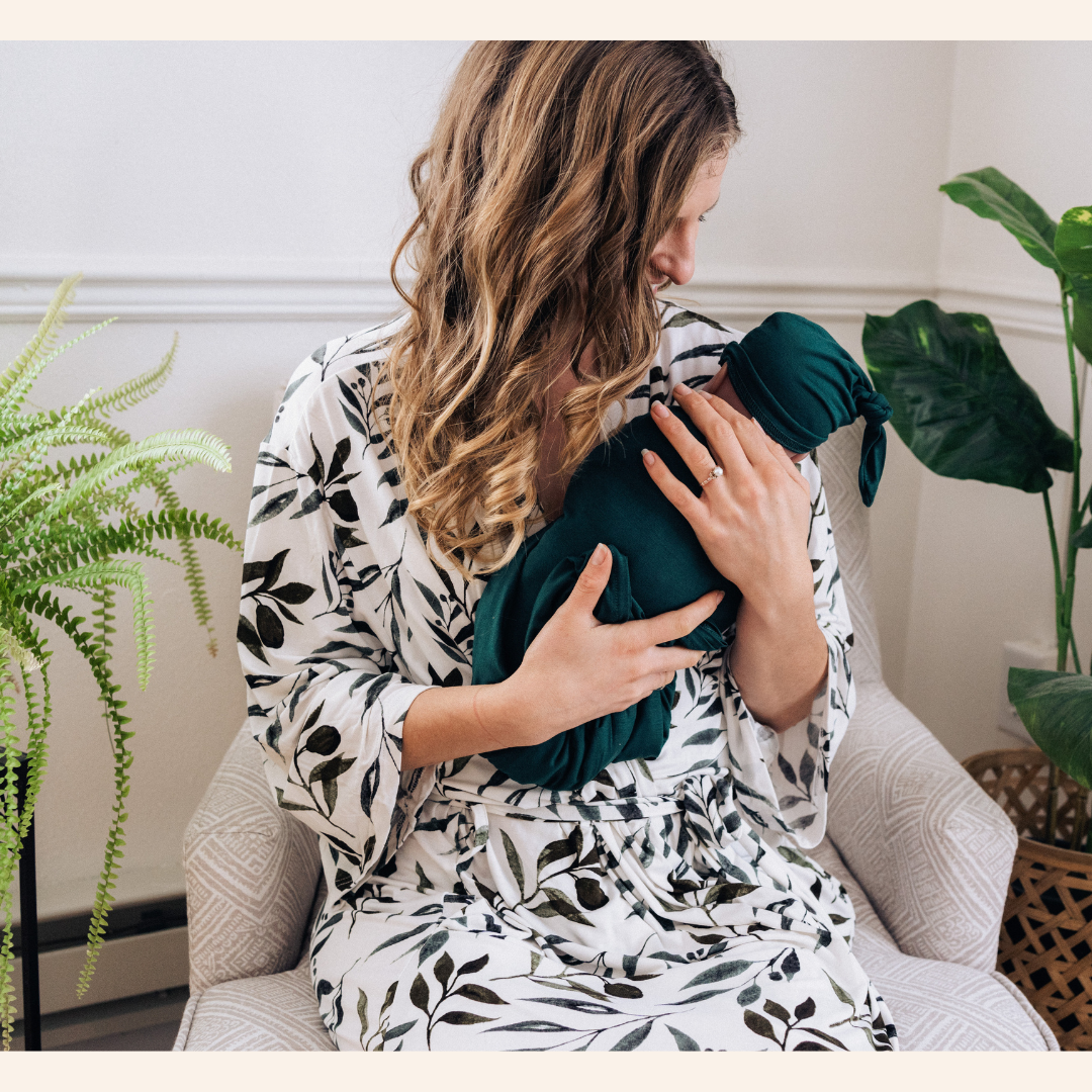 Leafy Vine Green Maternity Delivery Gown & Emerald Green Swaddle